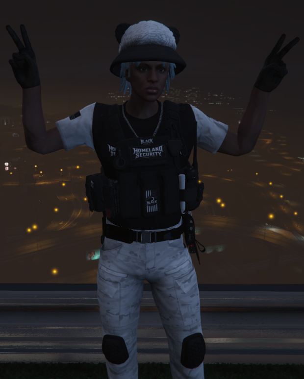 Raphi – Black District Team